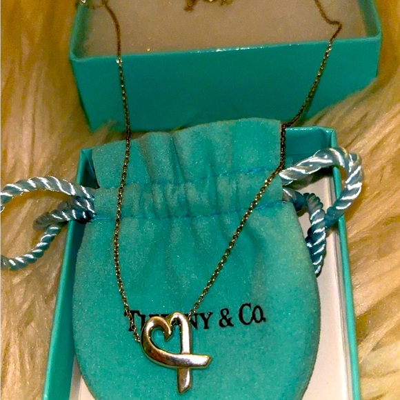 Authentic Tiffany & Co 92.5 Sterling Silver Necklace. - Picture 3 of 5